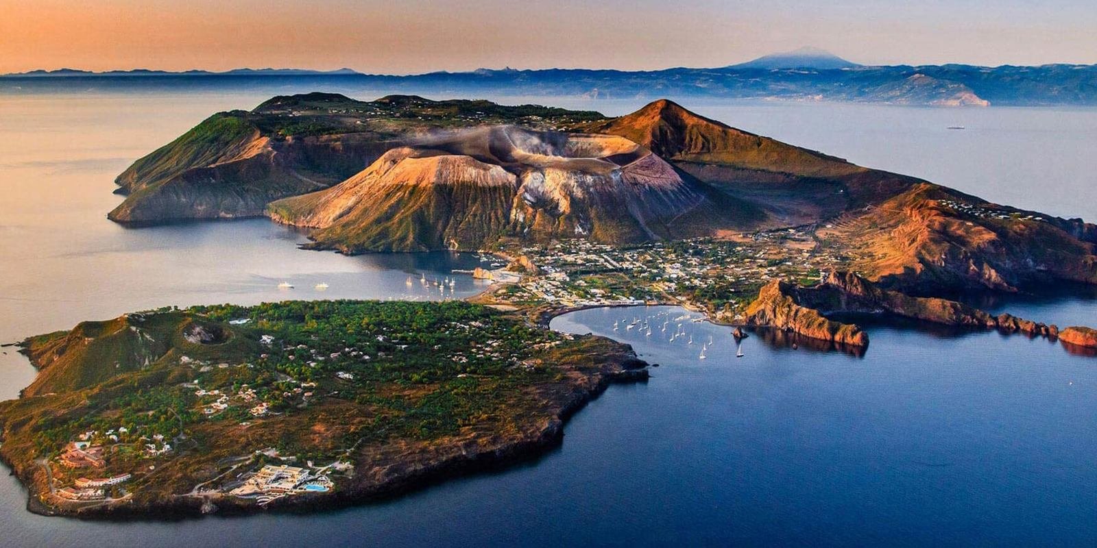 From Tropea to the Aeolian Islands Stromboli Vulcano Lipari Salina Panarea