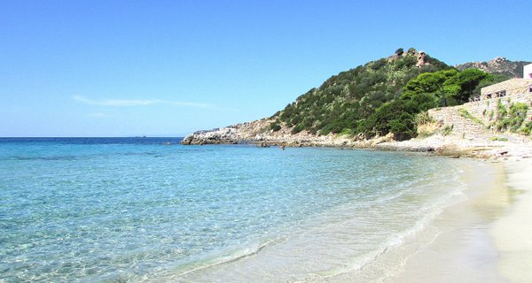 Cuccureddu beach and Golfo della Mezzaluna: the beaches in southern Sardinia not to be missed
