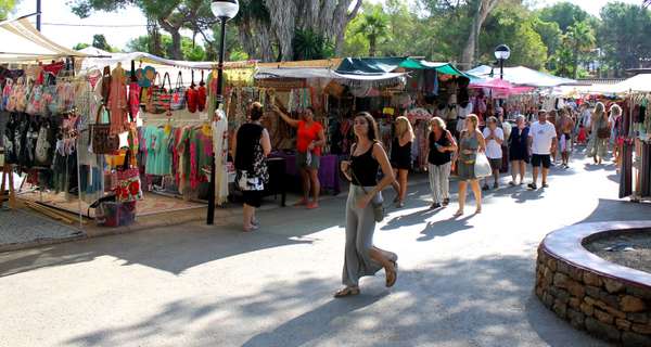 A trip back in time with hippy markets