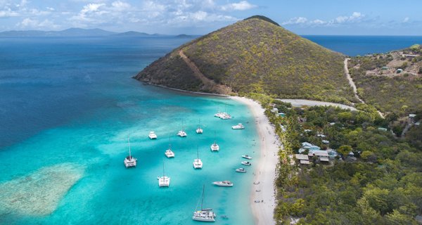 Tortola, the island of a thousand colors