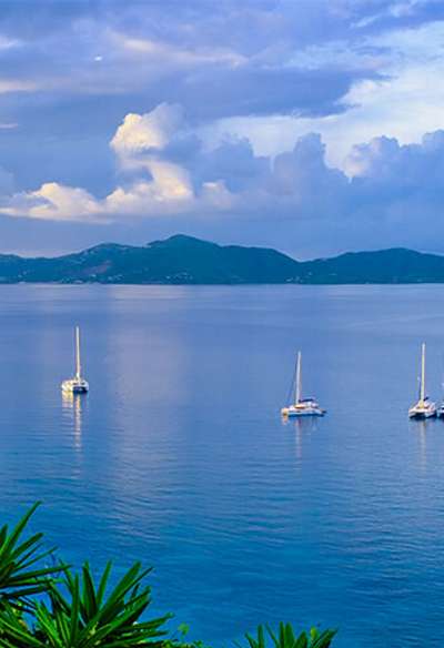 Yacht sailing holidays & skippered tours in the BVI
