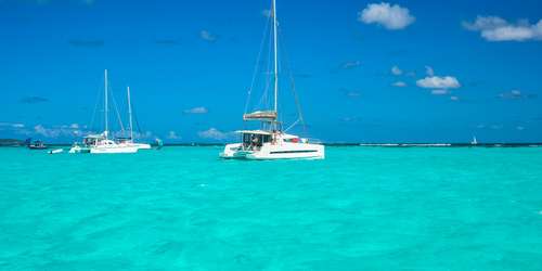 Yacht sailing holidays & skippered tours in Guadeloupe