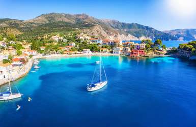 Yacht sailing holidays & skippered tours in Greece