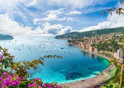 Yacht sailing holidays & skippered tours in France