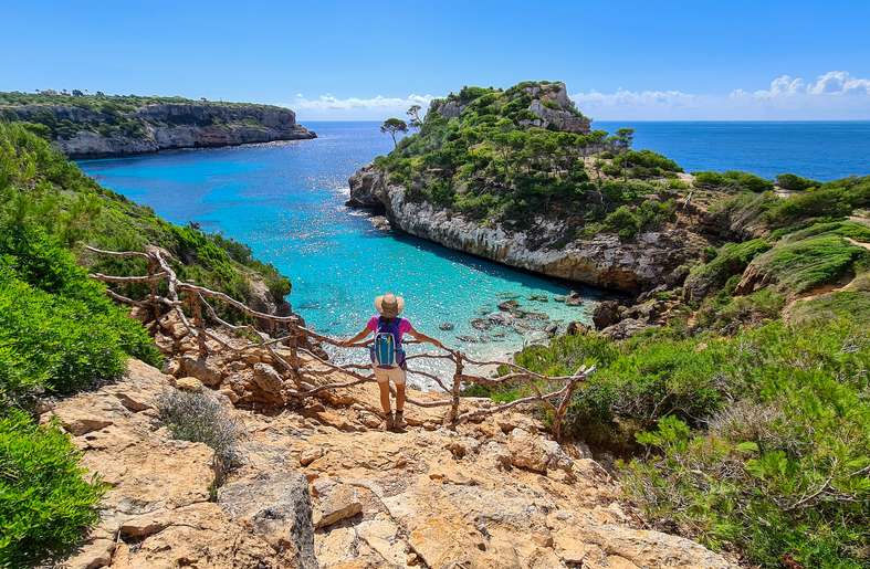 Vacanze e crociere in barca a vela con attività organizzate 