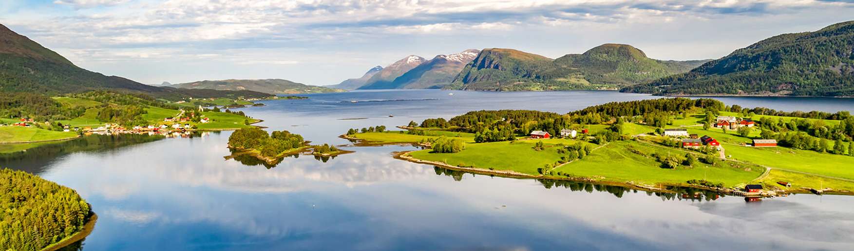 Yacht sailing holidays & skippered tours in Norway