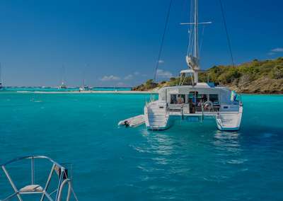 Yacht sailing holidays & skippered tours in the Caribbean