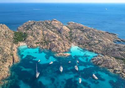 Yacht sailing holidays & skippered tours in Italy